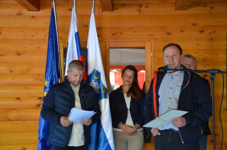 Krajanke in krajani Krajevne skupnosti Pšajnovica namenu predali Dom krajanov (14)